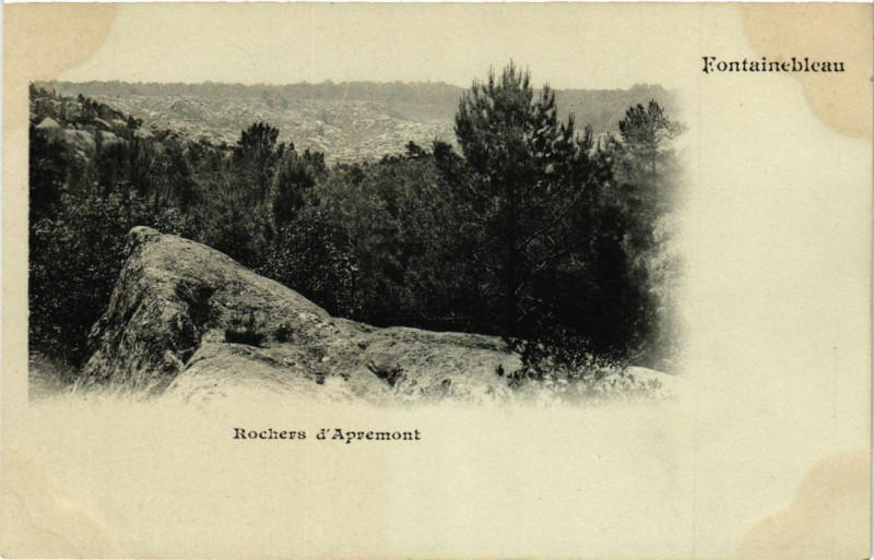 Carte postale ancienne Fontainebleau - Rochers d'Apremont à Fontainebleau