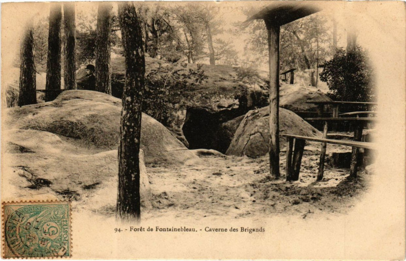Carte postale ancienne Foret de Fontainebleau - Caverne des Brigands à Fontainebleau