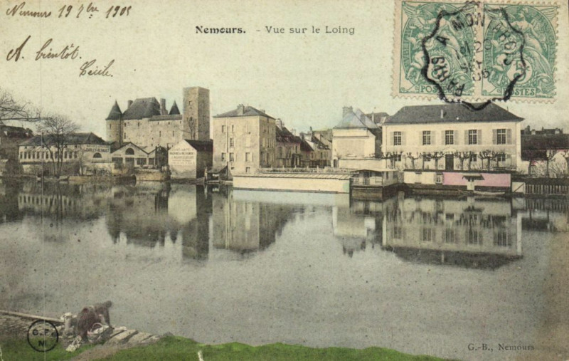 Carte postale ancienne Nemours - Vue-sur-Loing à Nemours
