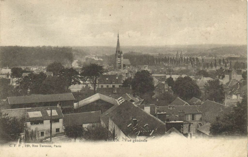 Carte postale ancienne Melun - Vue générale à Melun