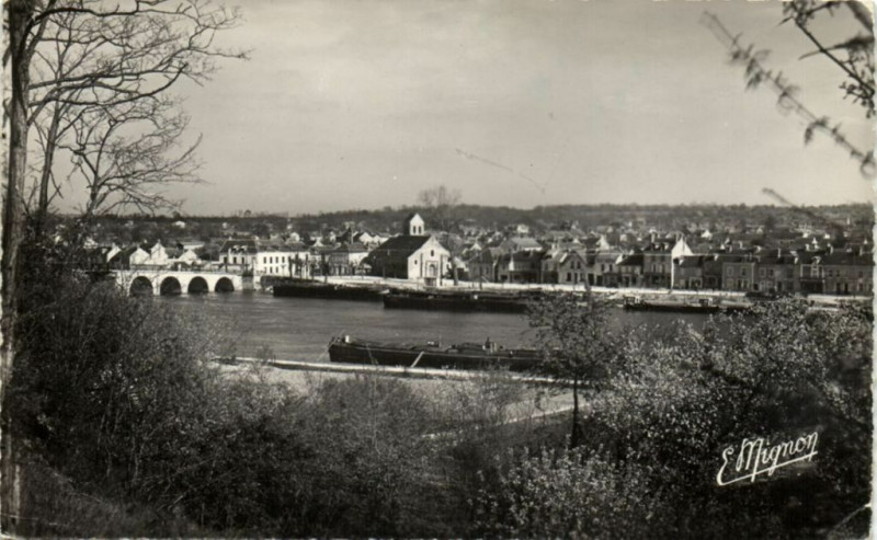 Carte postale ancienne Saint-Mammes Vue générale à Saint-Mammès