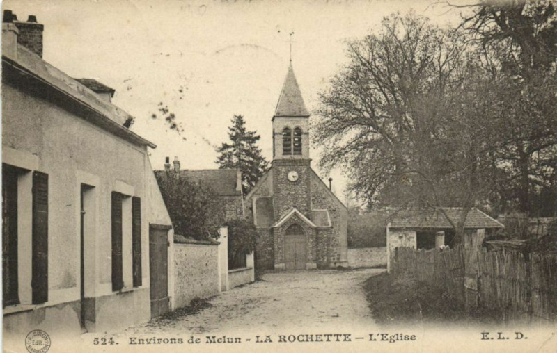 Carte postale ancienne Env. de Melun - La Rochette - L'Eglise à Melun