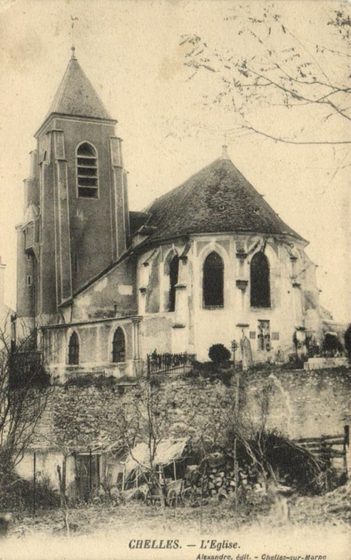Carte postale ancienne Chelles - L'Eglise à Chelles