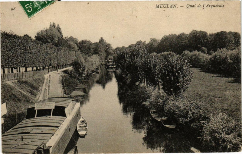 Carte postale ancienne Meulan Quai de l'Arquebuse