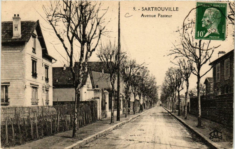 Carte postale ancienne Sartrouville Avenue Pasteur à Sartrouville