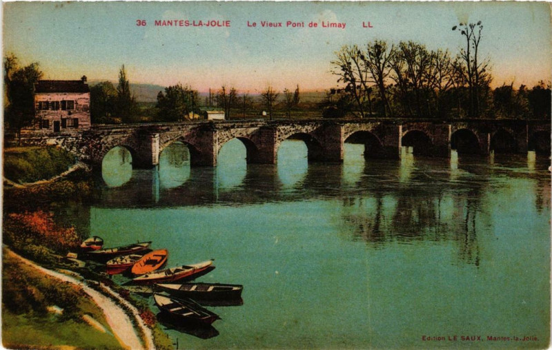 Carte postale ancienne Mantes-la-Jolie Le Vieux Pont de Limay à Mantes-la-Jolie