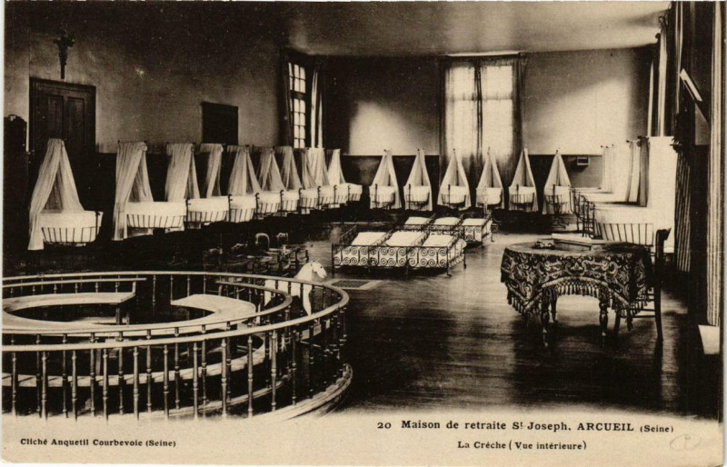Carte postale ancienne Maison de retraite Saint-Joseph, Arcueil