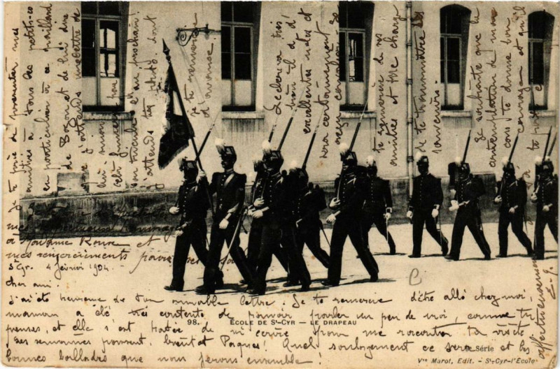 Carte postale ancienne Ecole de Saint-Cyr Le Drapeau