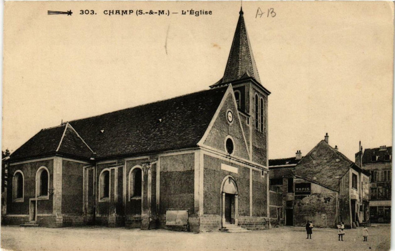 Carte postale ancienne Champ Eglise