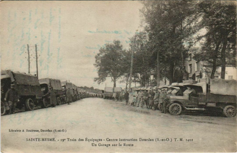 Carte postale ancienne Sainte-Mesme Train des Equipages à Sainte-Mesme