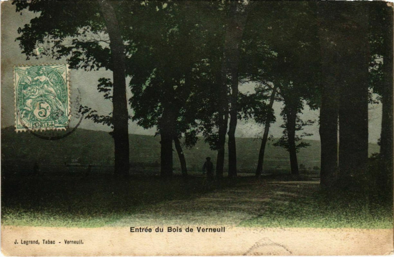 Carte postale ancienne EntrÃ©e du Bois de Verneuil