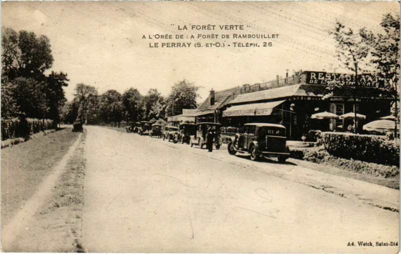 Carte postale ancienne A L'Orée de la Foret de Rambouillet - Le Perray - La Foret Verte à Rambouillet