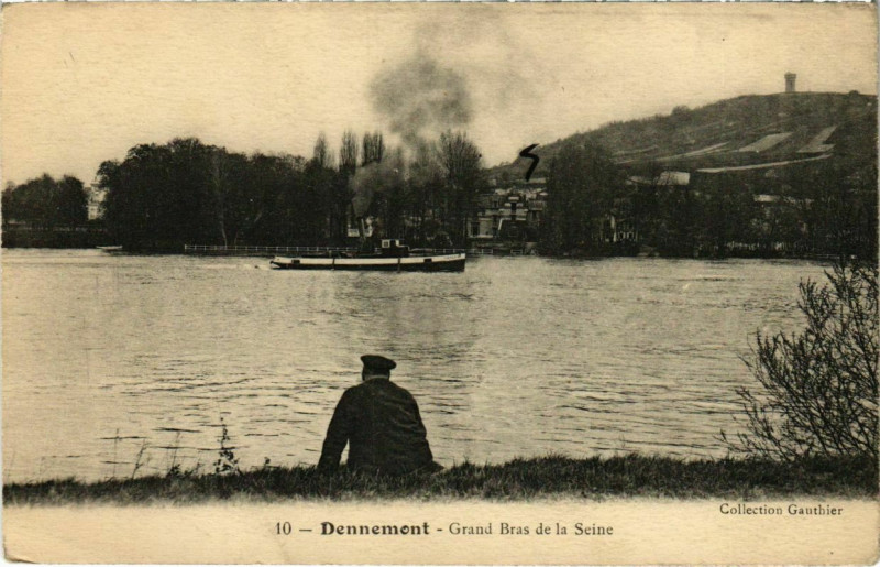 Carte postale ancienne Dennemont - Grand Bras de la Seine
