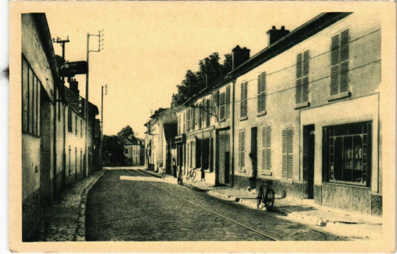 Carte postale ancienne Maule - Boulevard Paul-Barre à Maule