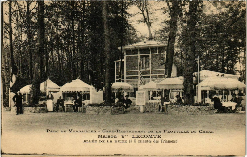 Carte postale ancienne Parc de Versailles - Cafe-Restaurant de la Flottille du Canal à Versailles