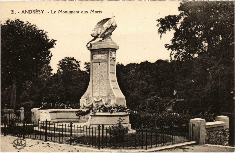 Carte postale ancienne Andresy - Le Monument aux Morts à Andrésy