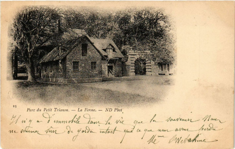 Carte postale ancienne Parc du Petit Trianon - La Ferme