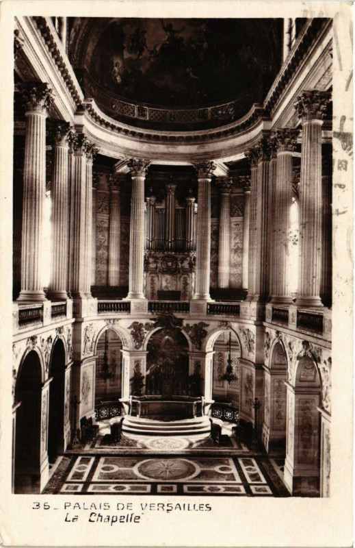 Carte postale ancienne Palais de Versailles - La Chapelle à Versailles