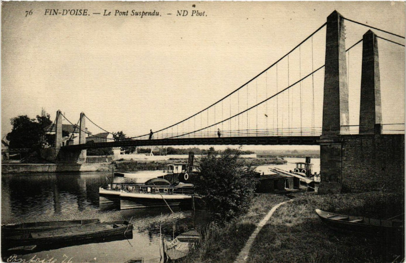 Carte postale ancienne Fin-d'Oise - Le Pont Suspendu
