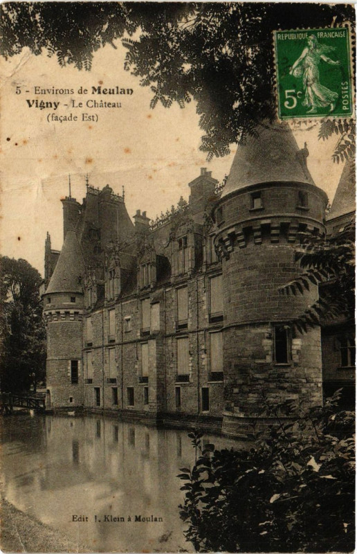 Carte postale ancienne Env. de Meulan - Vigny - Le Chateau (facade Est)