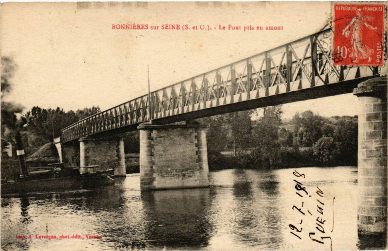 Carte postale ancienne Bonnieres-sur-Seine - Le Pont pris en amont à Bonnières-sur-Seine