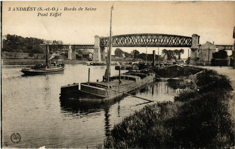 Carte postale ancienne Andresy - Bords de Seine - Pont Eifffel à Andrésy