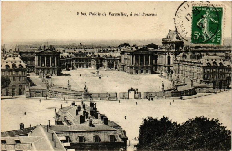 Carte postale ancienne Palais de Versailles a vol d'oiseau à Versailles