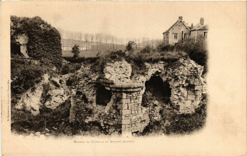 Carte postale ancienne Ruines du Chateau de Beynes à Beynes