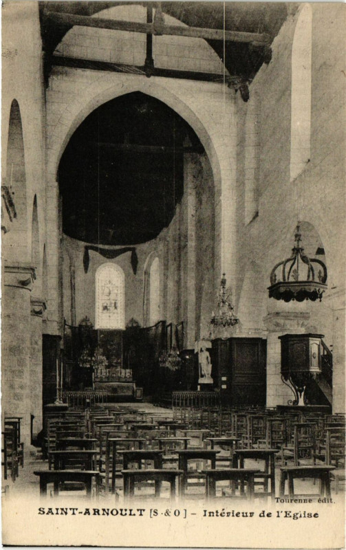 Carte postale ancienne Saint-Arnoult - Interieur de l'Eglise