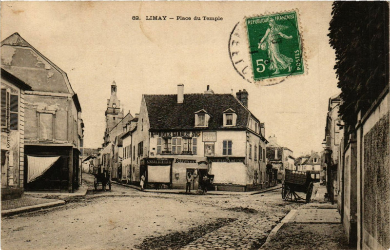 Carte postale ancienne Limay - Place du Temple à Limay