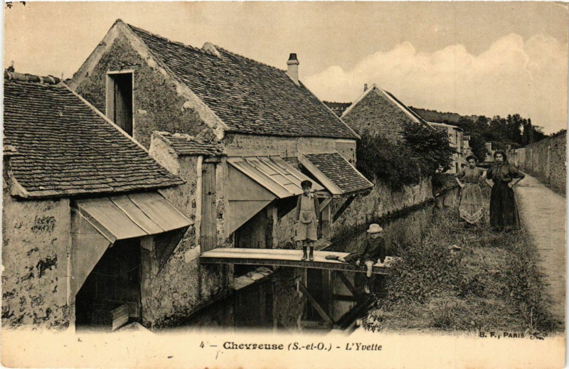 Carte postale ancienne Chevreuse - L'Yvette à Chevreuse