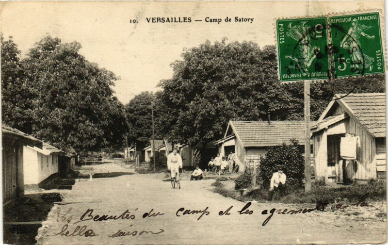 Carte postale ancienne Versailles - Camp de Satory à Versailles