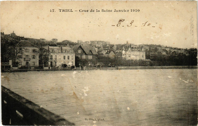 Carte postale ancienne Triel - Crue de la Seine Janvier 1910