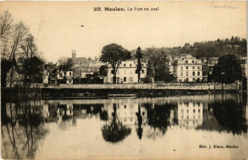 Carte postale ancienne Meulan - Le Fort en aval