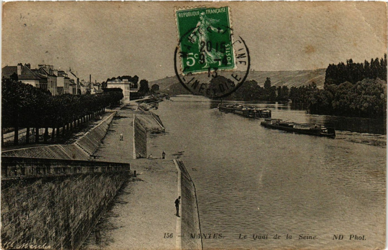 Carte postale ancienne Mantes - Le Quai de la Seine