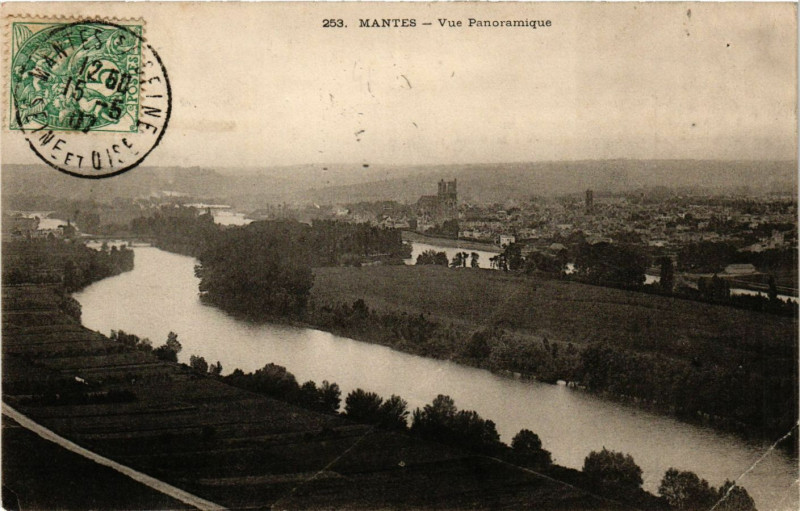 Carte postale ancienne Mantes - Vue Panoramique
