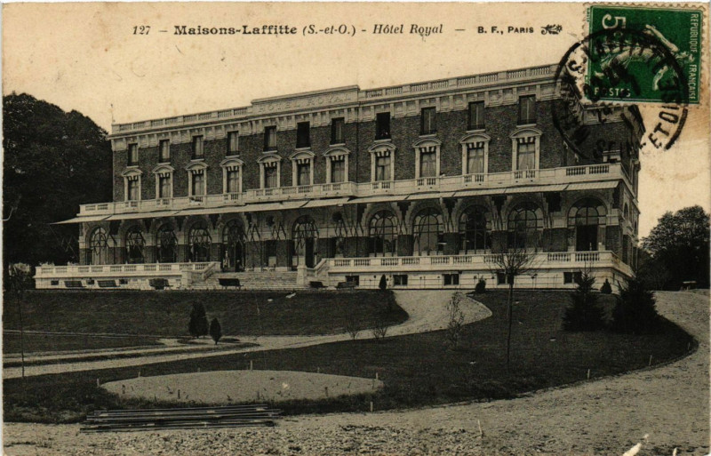 Carte postale ancienne Maisons-Laffitte - Hotel Royal à Maisons-Laffitte