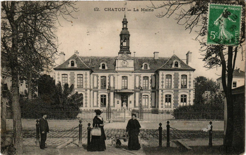 Carte postale ancienne Chatou - La Mairie à Chatou