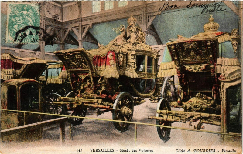 Carte postale ancienne Versailles - Musée des Vuitures à Versailles