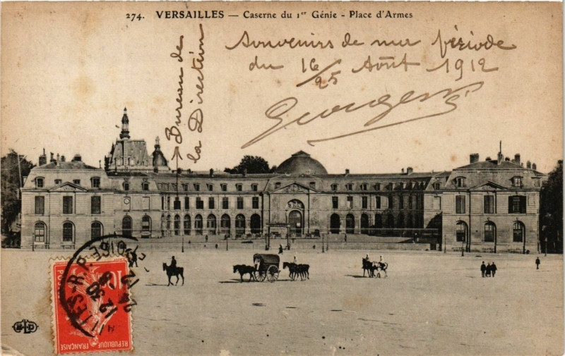 Carte postale ancienne Versailles - Caserne du 1er Genie - Place d'Armes à Versailles