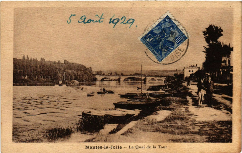 Carte postale ancienne Mantes-la-Jolie - Le Quai de la Tour à Mantes-la-Jolie