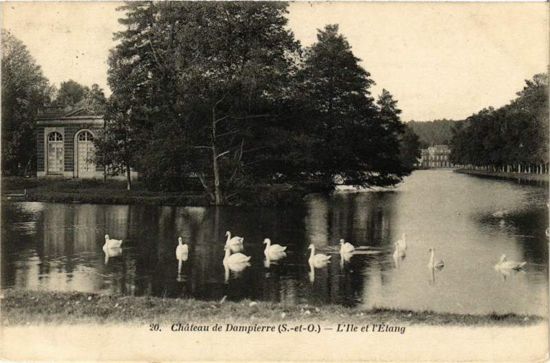 Carte postale ancienne Chateau de Dampierre - L'Ile et l'Etang