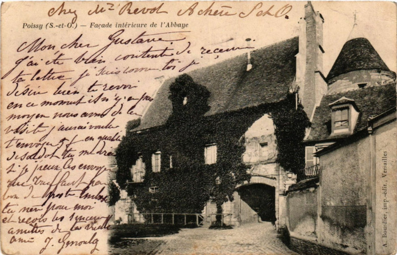 Carte postale ancienne Poissy - Facade interieure de l'Abbaye à Poissy