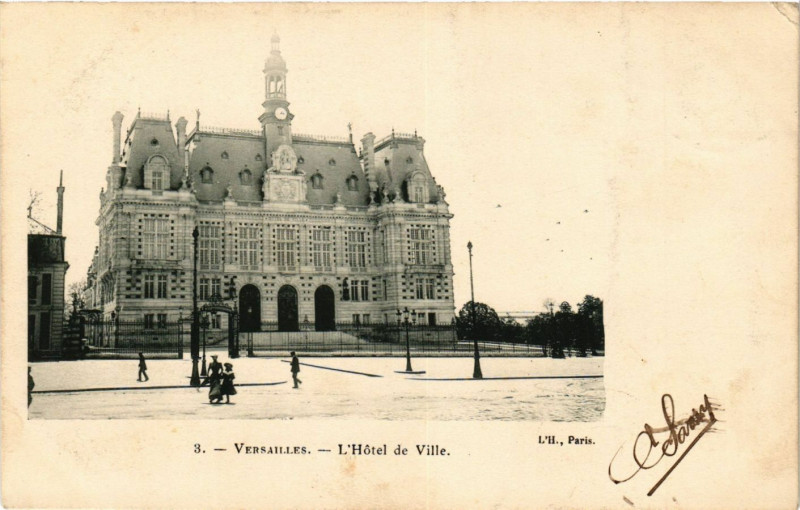 Carte postale ancienne Versailles - L'Hotel de Ville à Versailles