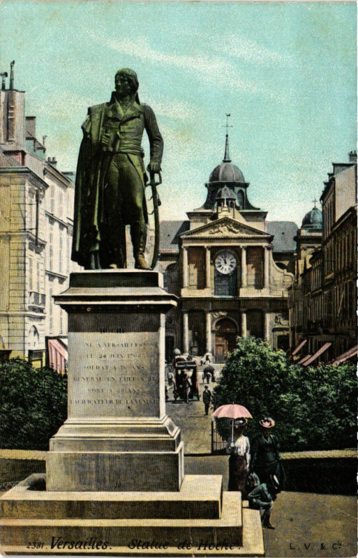 Carte postale ancienne Versailles - Statue de Hoctie à Versailles