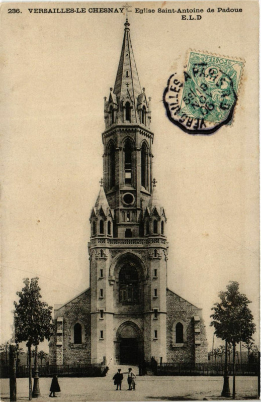 Carte postale ancienne Versailles-le-Chesnay - Eglise St-Antoine de Padoue à Versailles