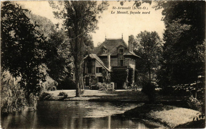 Carte postale ancienne Saint-Arnoult - Le Mesnil facade nord