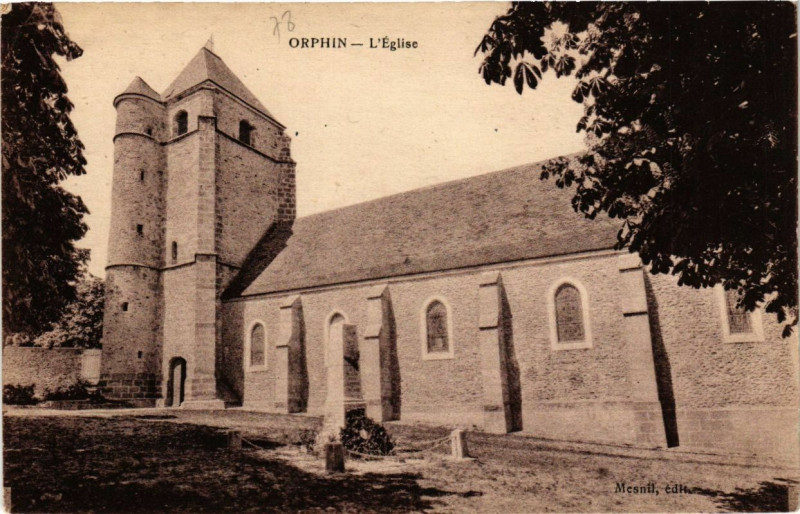 Carte postale ancienne Orphin - L'Eglise à Orphin