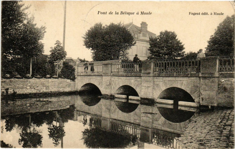 Carte postale ancienne Pont de la Belique a Maule à Maule