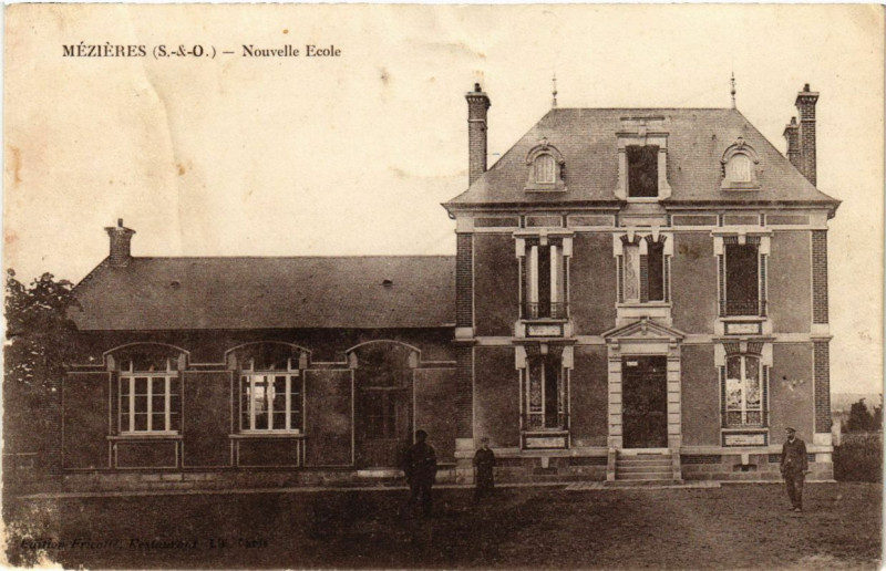Carte postale ancienne Mezieres - Nouvelle Ecole